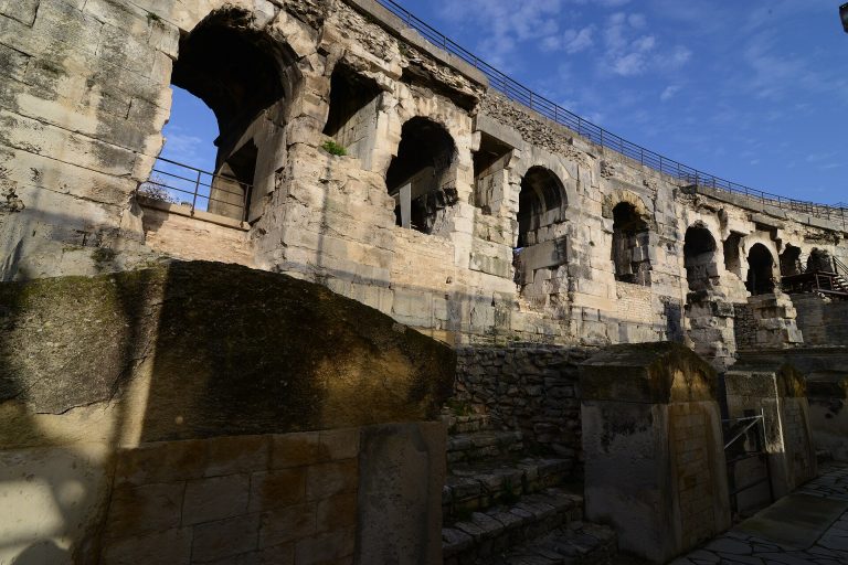 V2 – Devenir chauffeur VTC à Nîmes