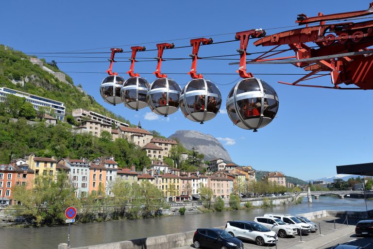 V2 – Devenir chauffeur VTC à Grenoble
